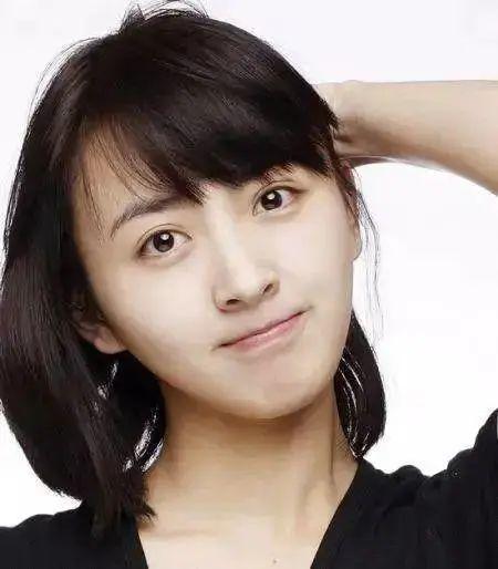 外交部发言人就甘肃相关评论文章发表看法